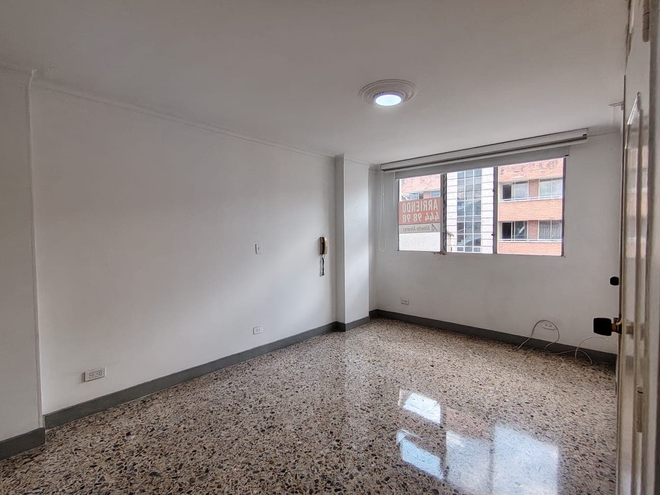 Apartamento en arriendo en Las Acacias, Laureles, Medellín — foto 5 de 20