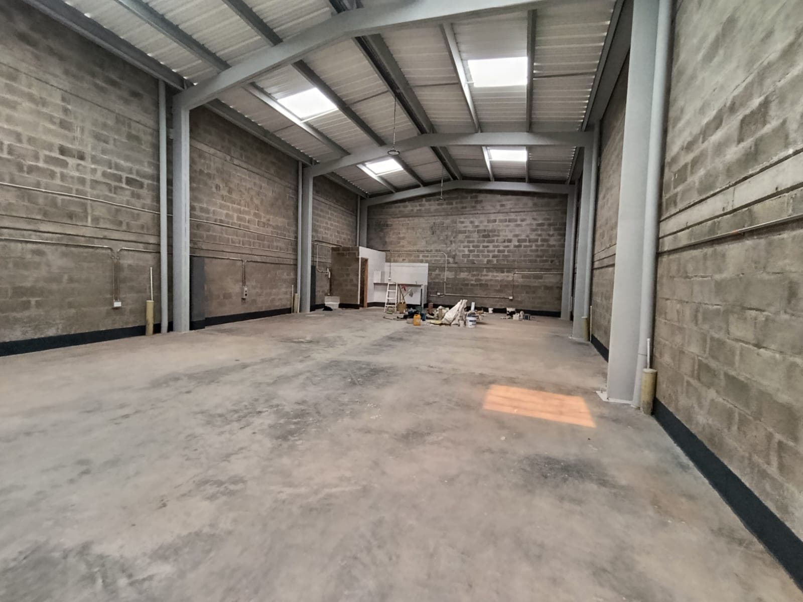 Bodega en arriendo en Calle Larga, Sabaneta — foto 3 de 9