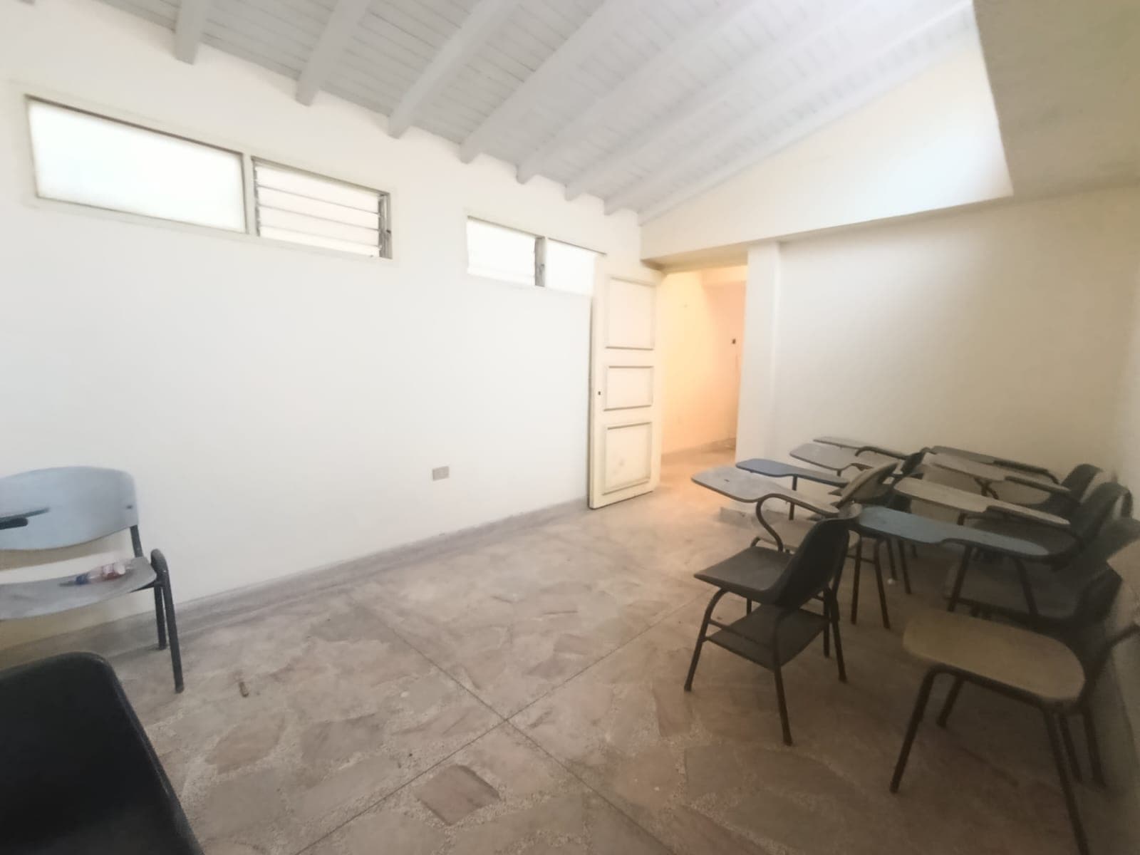 Local en arriendo en Marinilla — foto 3 de 8