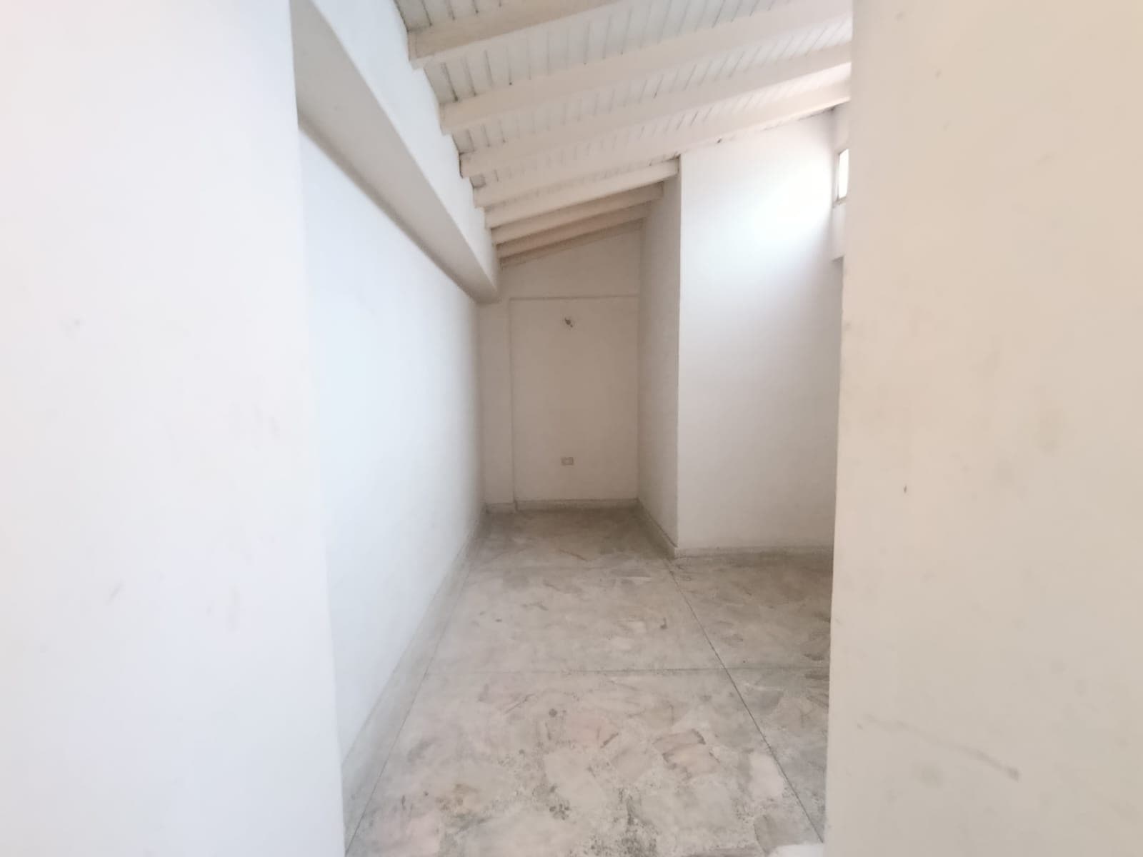 Local en arriendo en Marinilla — foto 1 de 9
