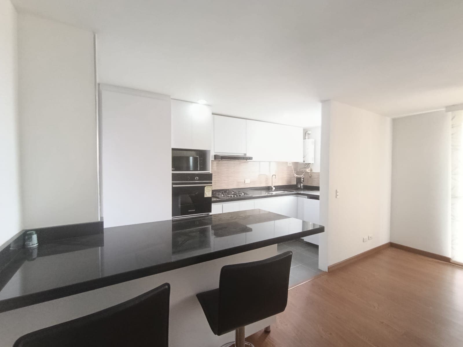 Apartamento en arriendo en Rionegro — foto 5 de 14