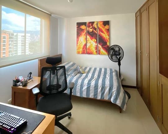 Apartamento en arriendo en Los Balsos, El Poblado, Medellín — foto 4 de 17