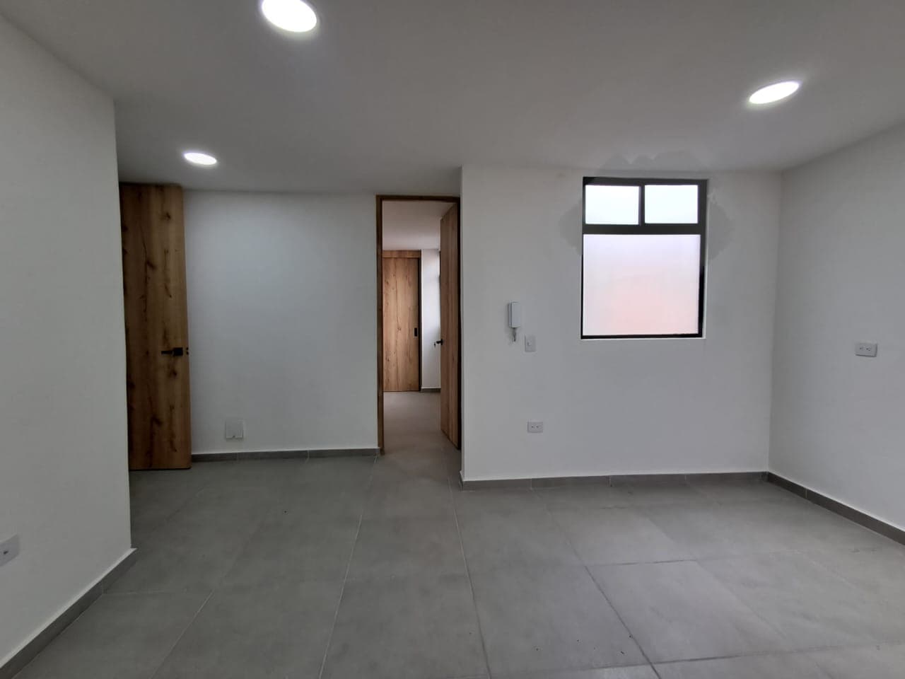 Apartamento en arriendo en La Candelaria, Centro, Medellín — foto 3 de 12