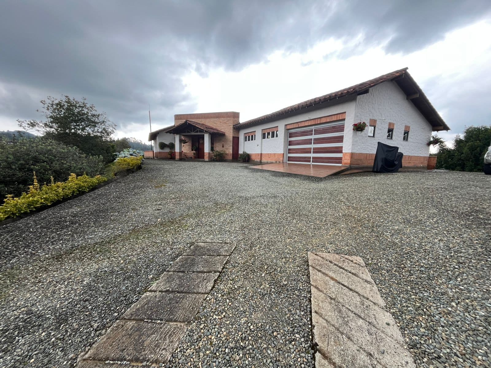 Finca en arriendo en Retiro — foto 1 de 20