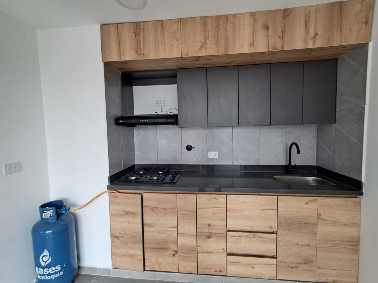 Apartamento en arriendo en La Candelaria, Centro, Medellín — foto 4 de 18