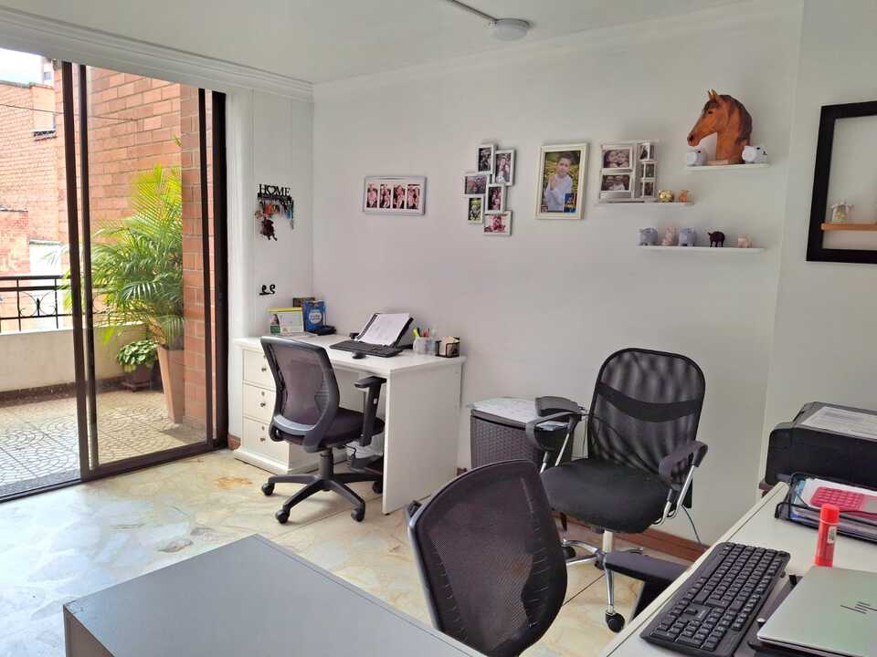 Apartamento en arriendo en Laureles, Medellín — foto 5 de 12