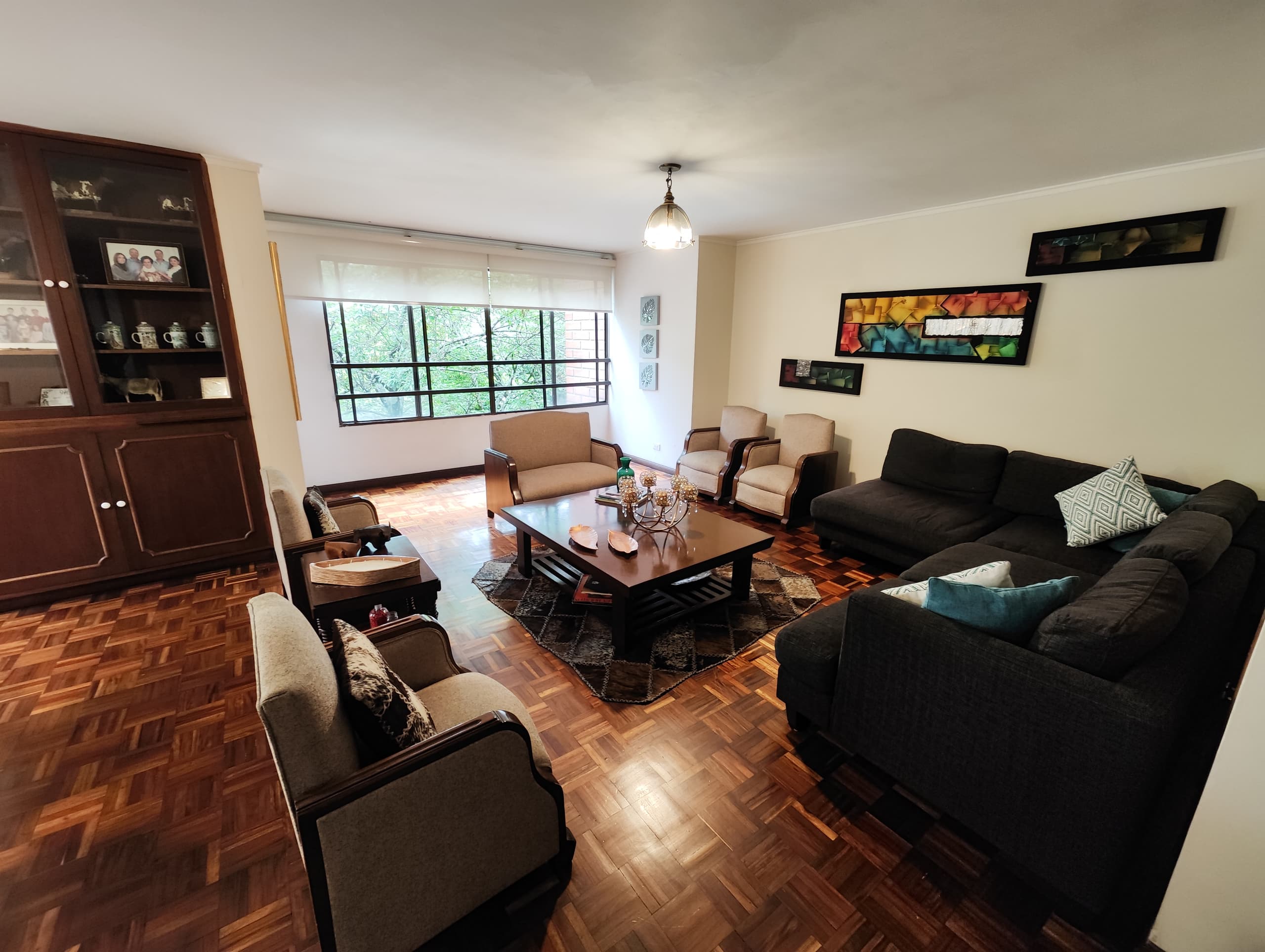 Apartamento en arriendo en Laureles, Medellín — foto 2 de 16