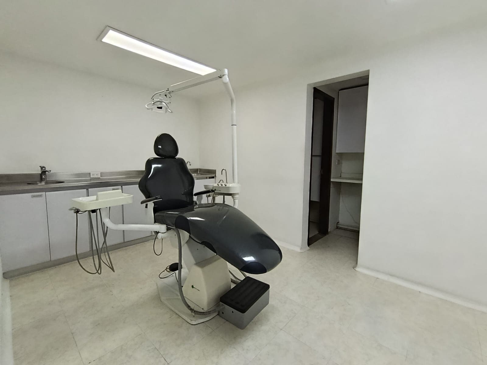 Consultorio en arriendo en Conquistadores, Laureles, Medellín — foto 5 de 10