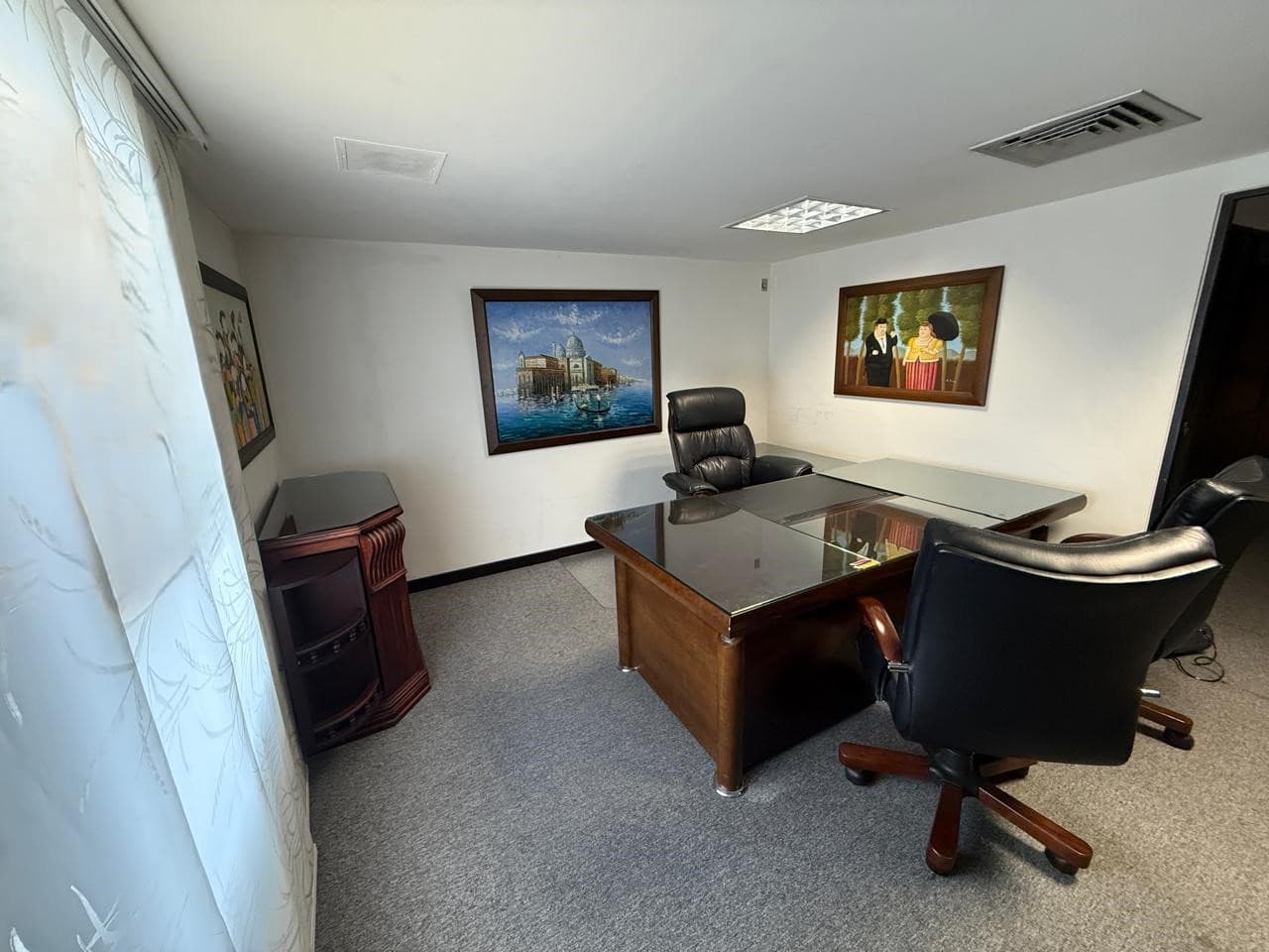 Oficina en arriendo en Alejandría, El Poblado, Medellín — foto 2 de 8