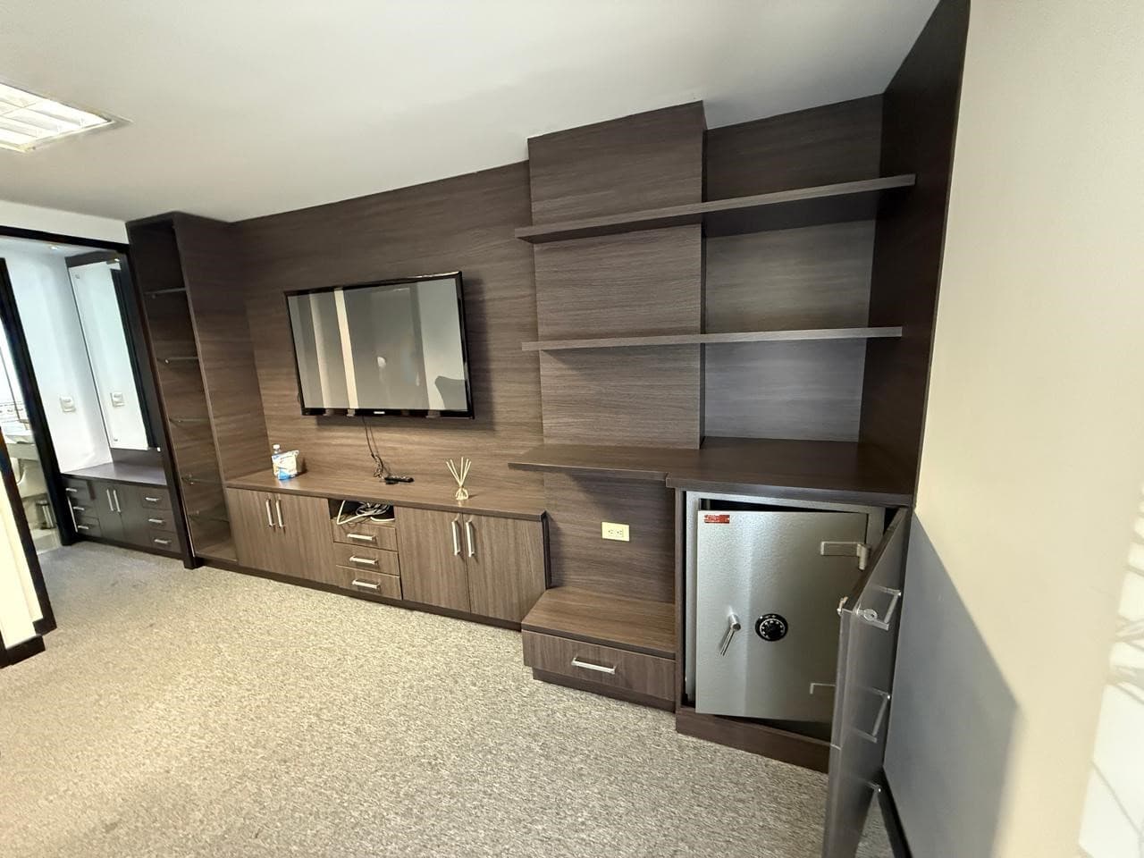 Oficina en arriendo en Alejandría, El Poblado, Medellín — foto 3 de 8