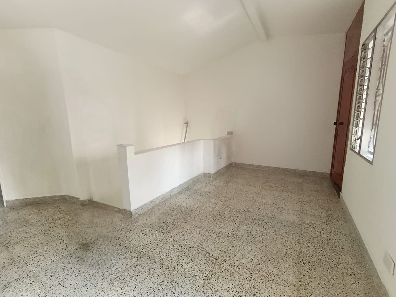 Casa Comercial en arriendo en Florida Nueva, Laureles, Medellín — foto 3 de 20
