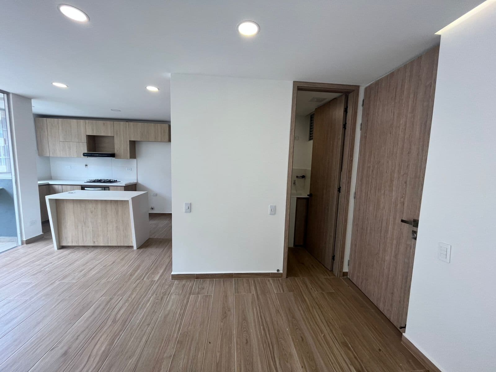 Apartamento en arriendo en La Ceja — foto 1 de 14
