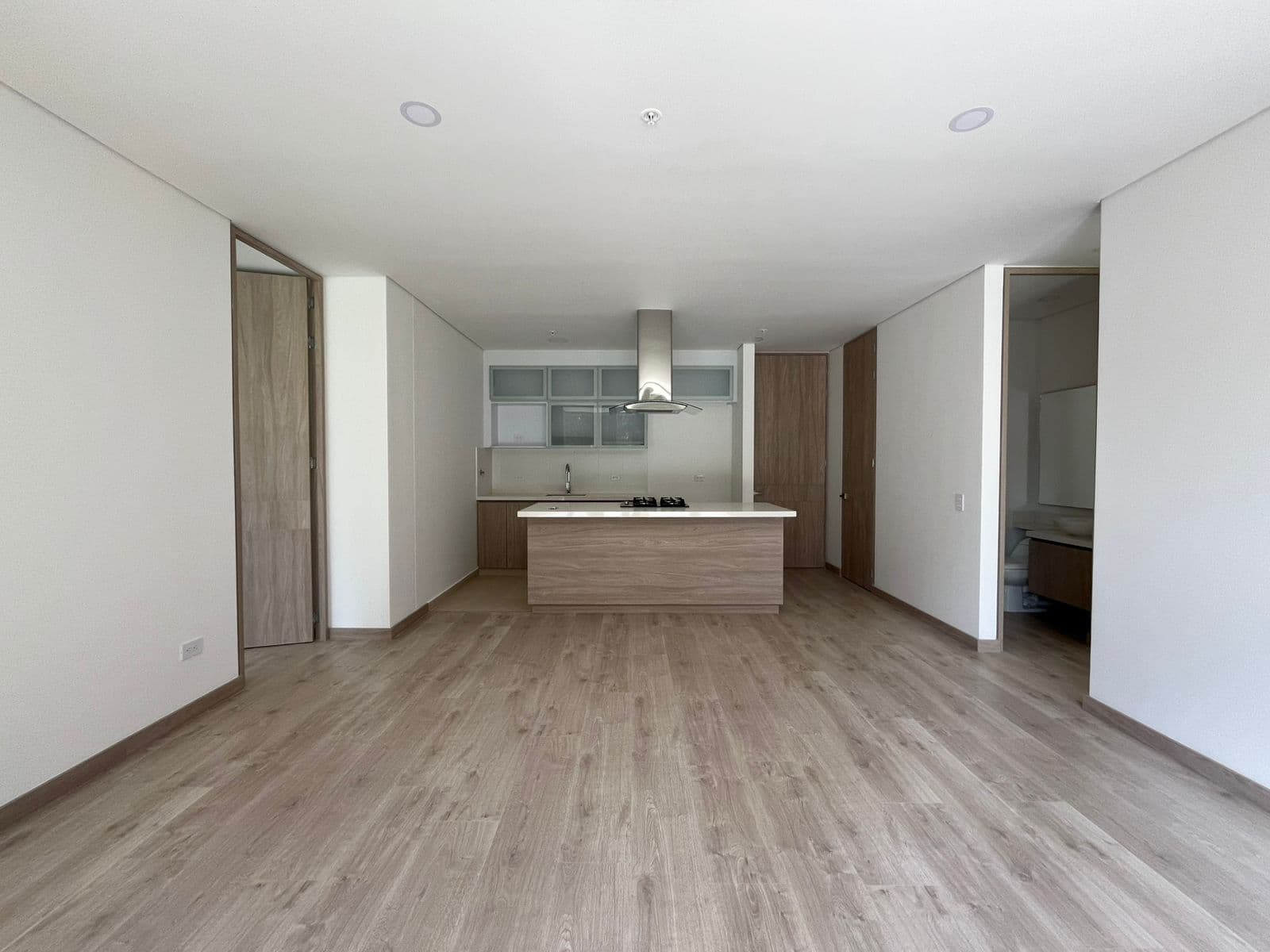 Apartamento en arriendo en Retiro — foto 3 de 11