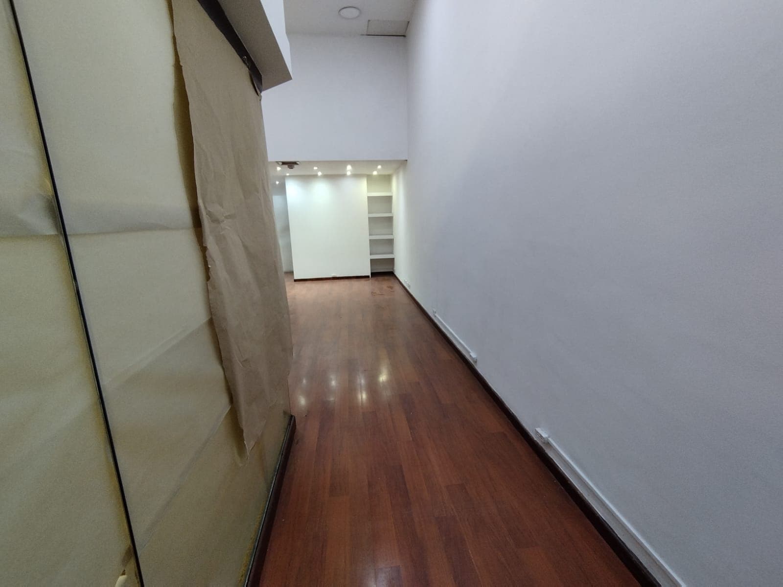 Local en arriendo en San Diego, El Poblado, Medellín — foto 3 de 18