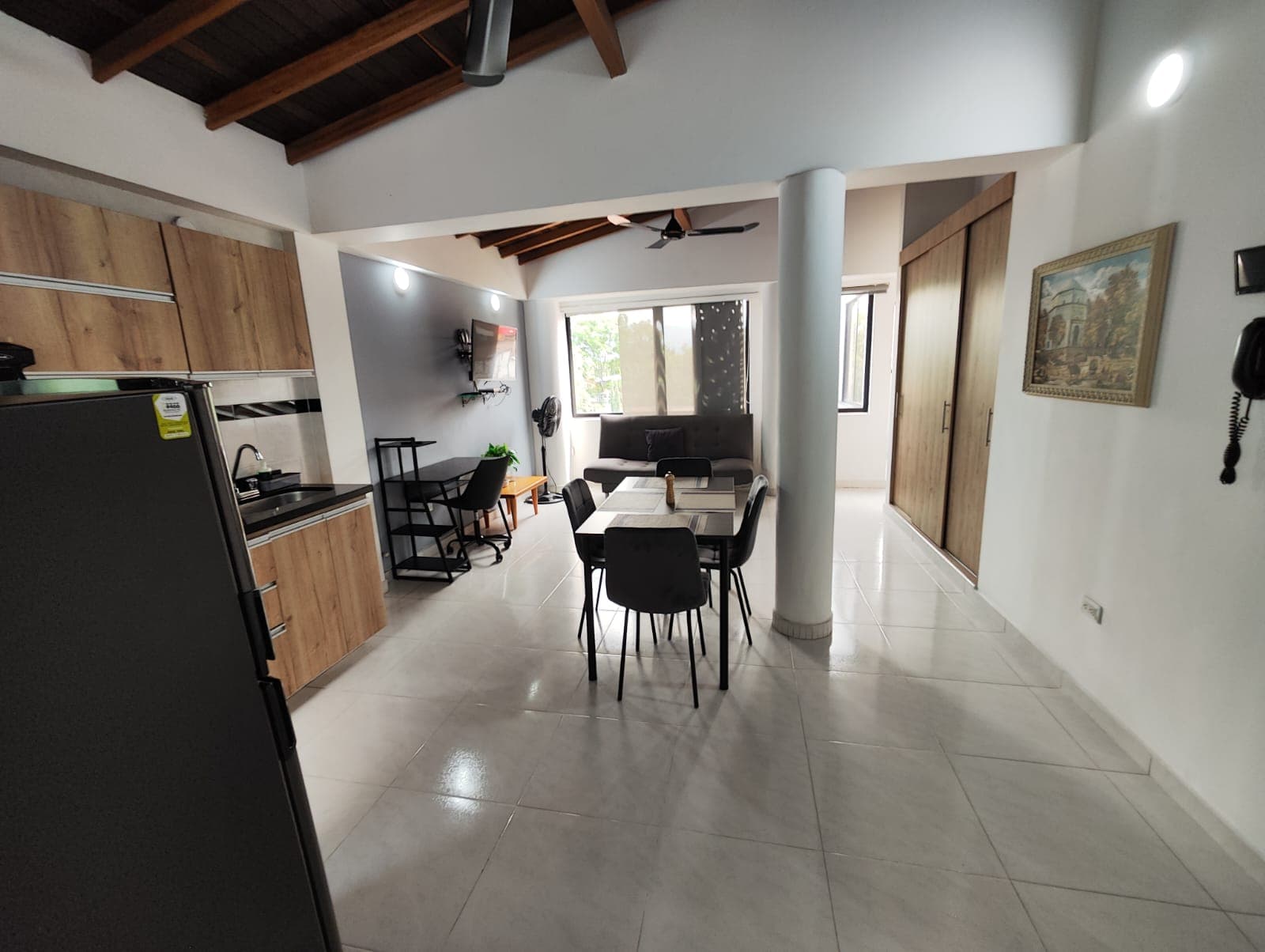 Apartamento en arriendo en La Palma, Belen, Medellín — foto 1 de 10