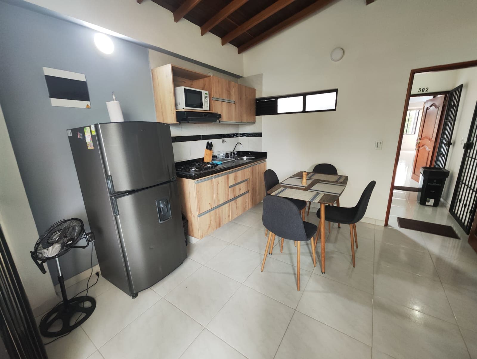 Apartamento en arriendo en La Palma, Belen, Medellín — foto 1 de 11