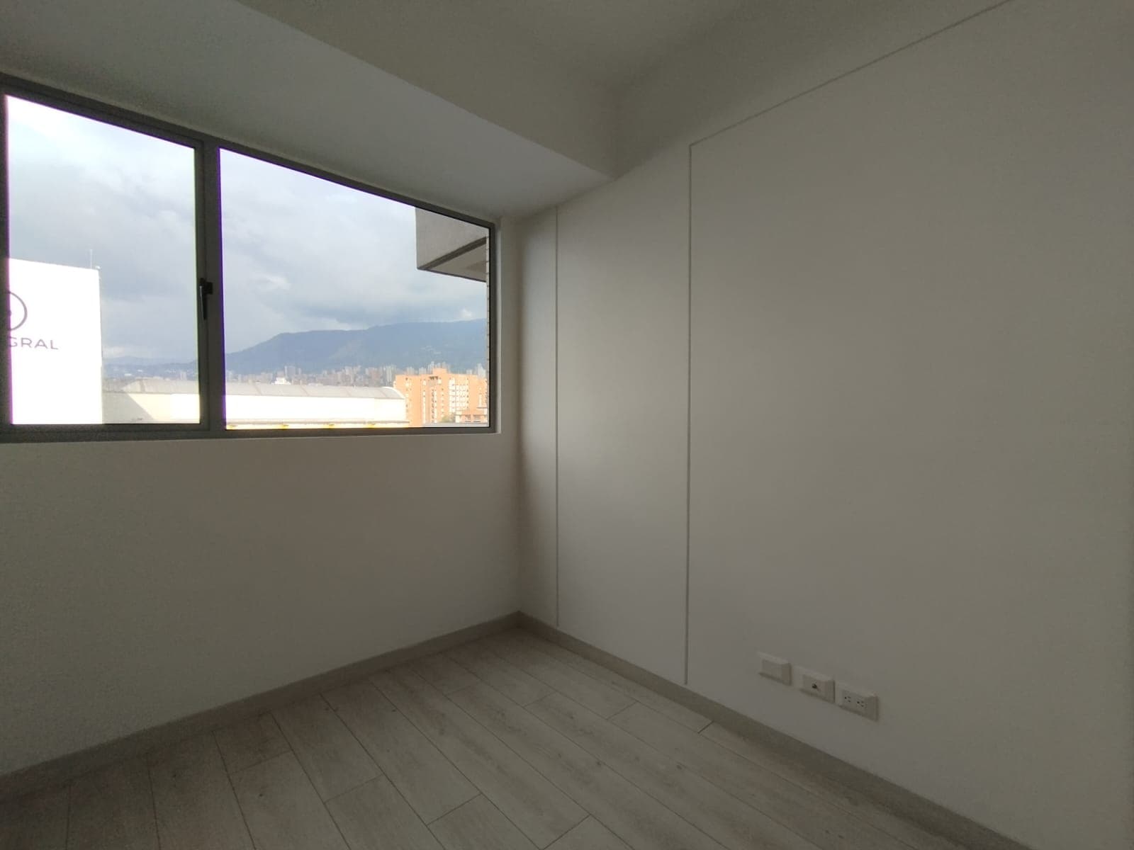 Apartamento en arriendo en Jardines, Envigado — foto 5 de 17