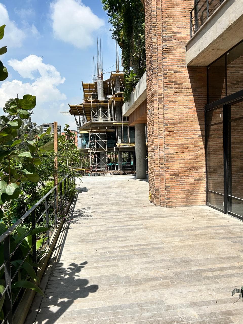 Local en arriendo en Las Lomas, El Poblado, Medellín — foto 5 de 11