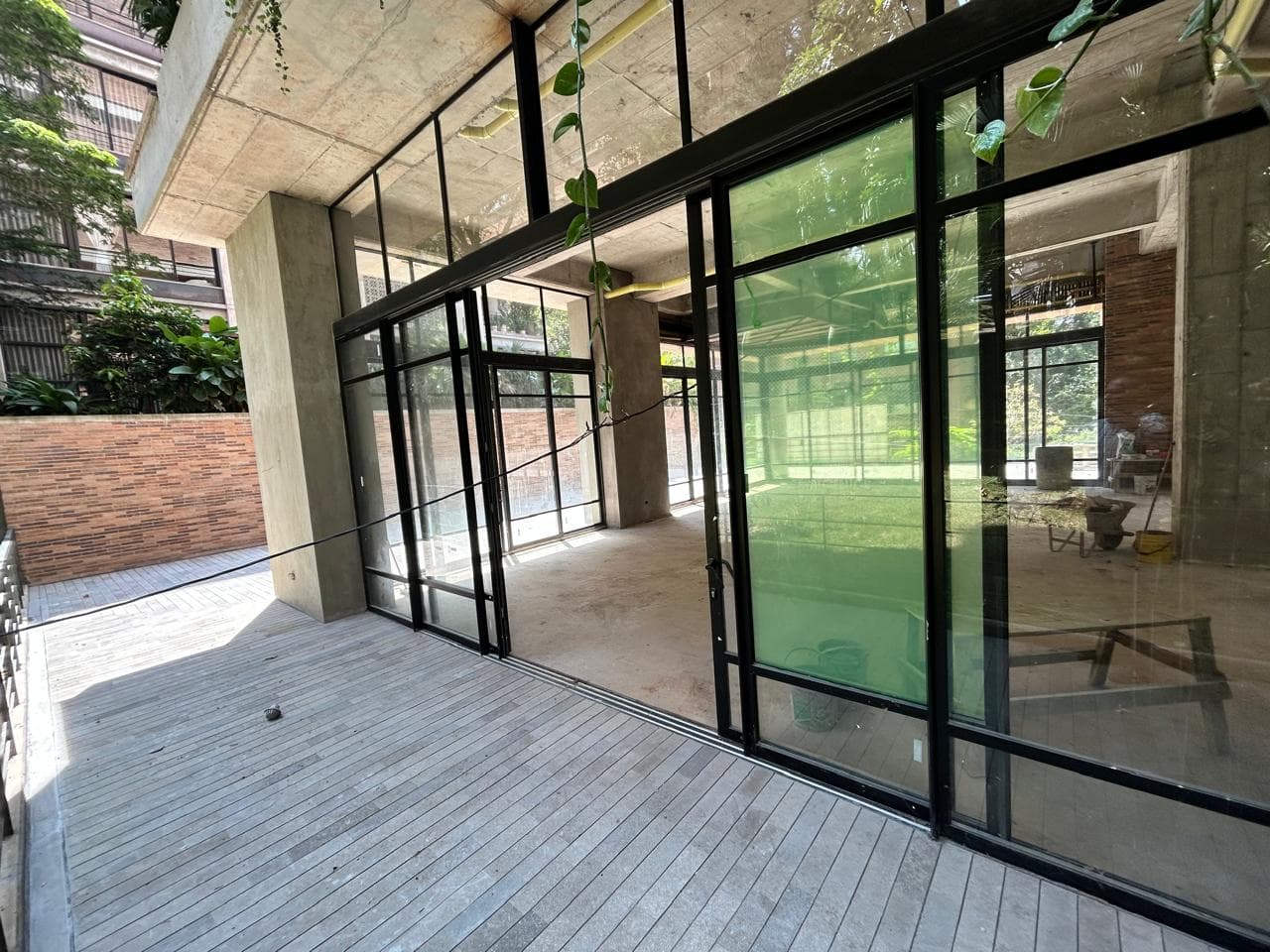 Local en arriendo en Las Lomas, El Poblado, Medellín — foto 3 de 13