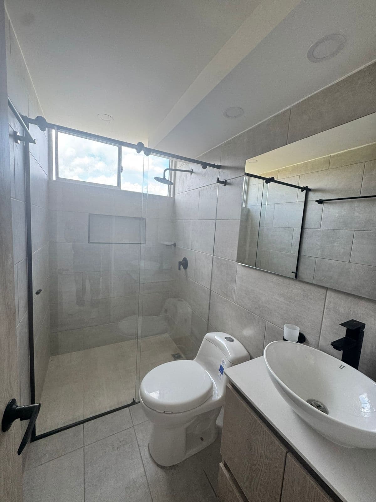 Apartamento en arriendo en La Ceja — foto 5 de 8