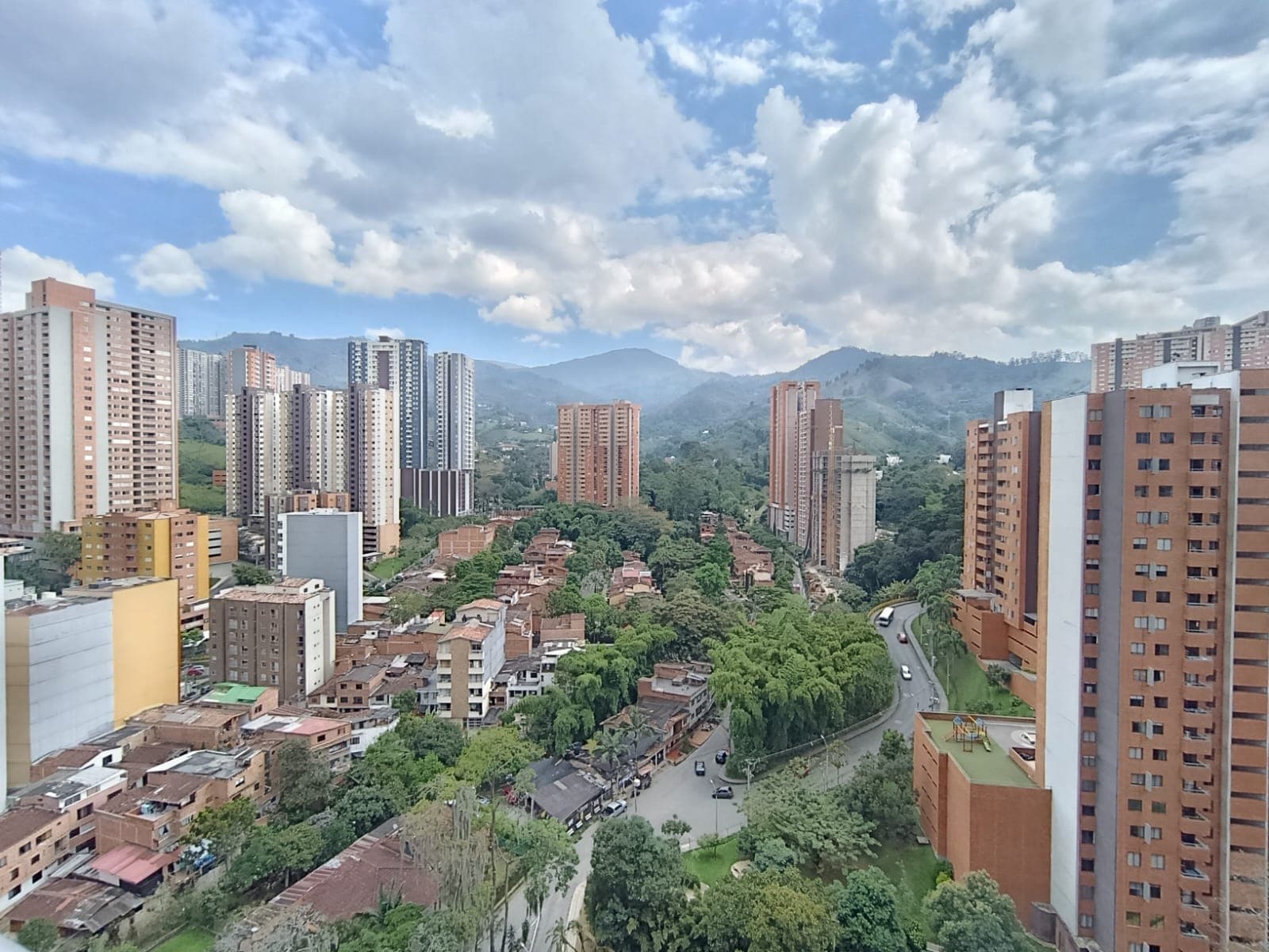 Apartamento en arriendo en La Doctora, Sabaneta — foto 1 de 20