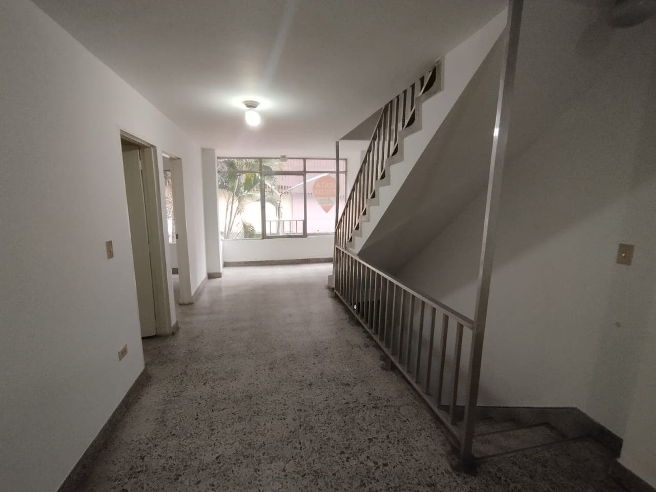 Casa Comercial en arriendo en Centro, Bello — foto 2 de 20