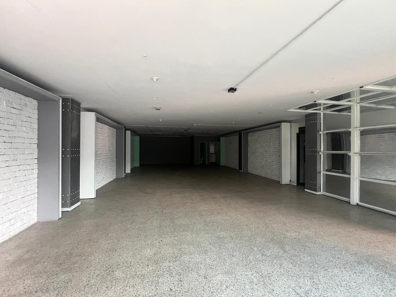 Bodega en arriendo en Tenche, Guayabal, Medellín — foto 4 de 20