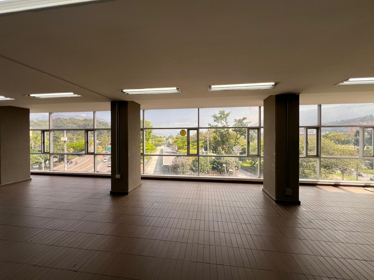 Local en arriendo en Guayabal, Medellín — foto 4 de 18