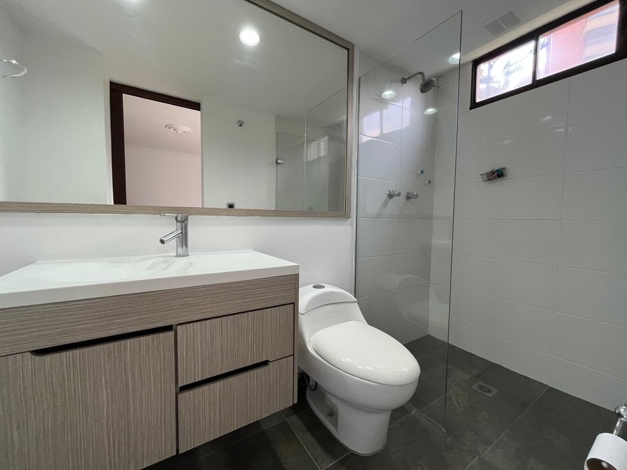 Apartamento en arriendo en Las Lomas, El Poblado, Medellín — foto 5 de 20