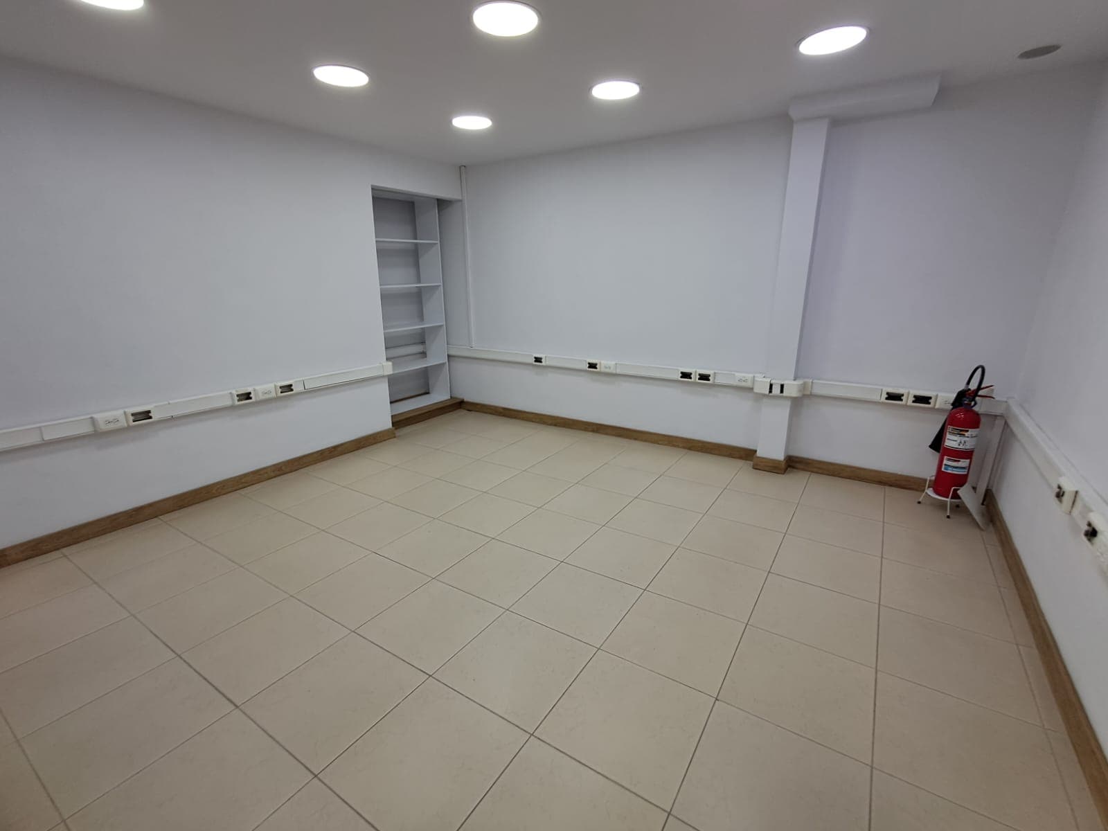 Casa Comercial en arriendo en Laureles Medellín — foto 4 de 20