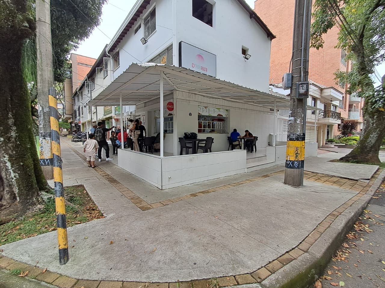 Local en arriendo en Estadio, Laureles, Medellín — foto 5 de 9