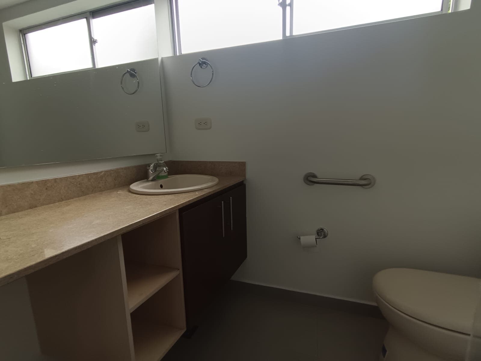 Apartamento en arriendo en Loma Del Escobero, Envigado — foto 5 de 20