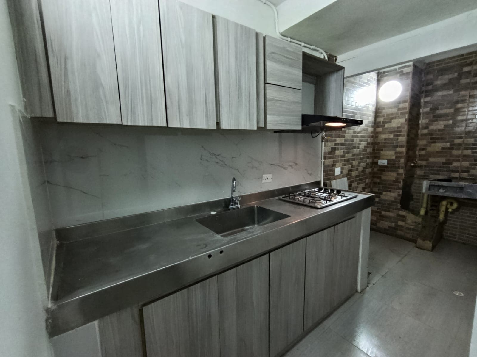 Apartamento en arriendo en La Castellana, Laureles, Medellín — foto 1 de 8