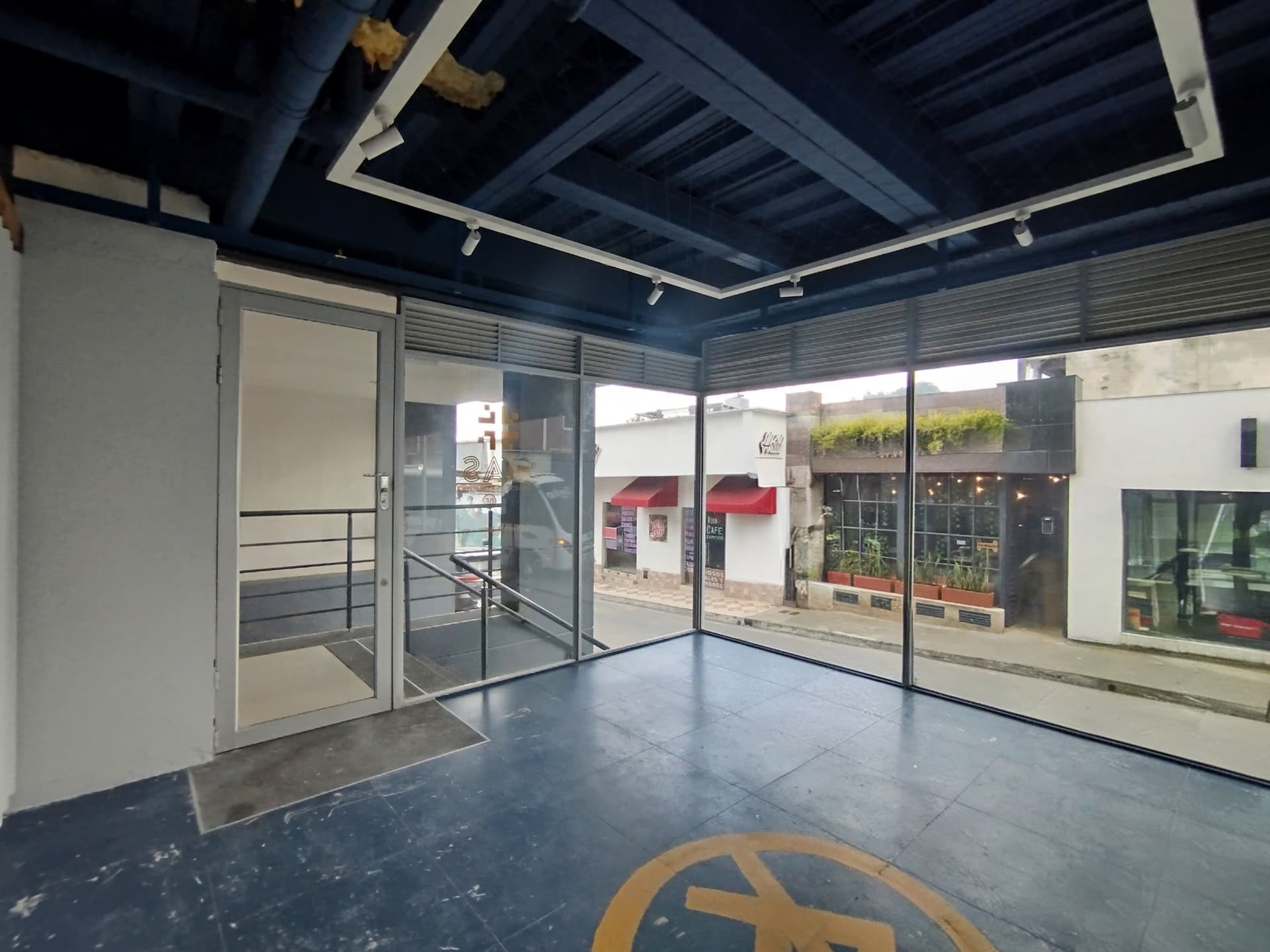 Local en arriendo en Centro De, Santa Rosa De Cabal — foto 1 de 14