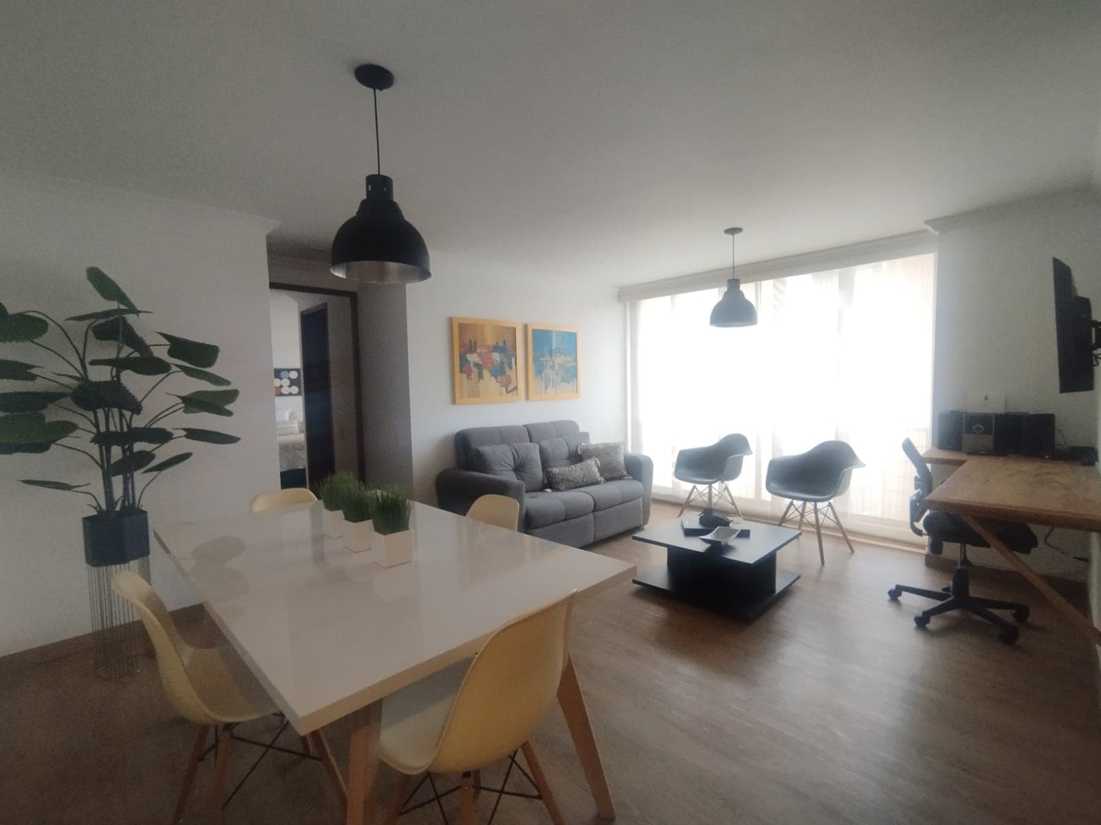 Apartamento en arriendo en Patio Bonito, El Poblado, Medellín — foto 1 de 9