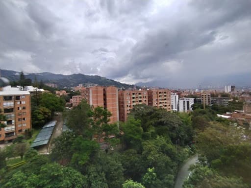 Apartamento en arriendo en Loma Del Escobero, Envigado — foto 4 de 15