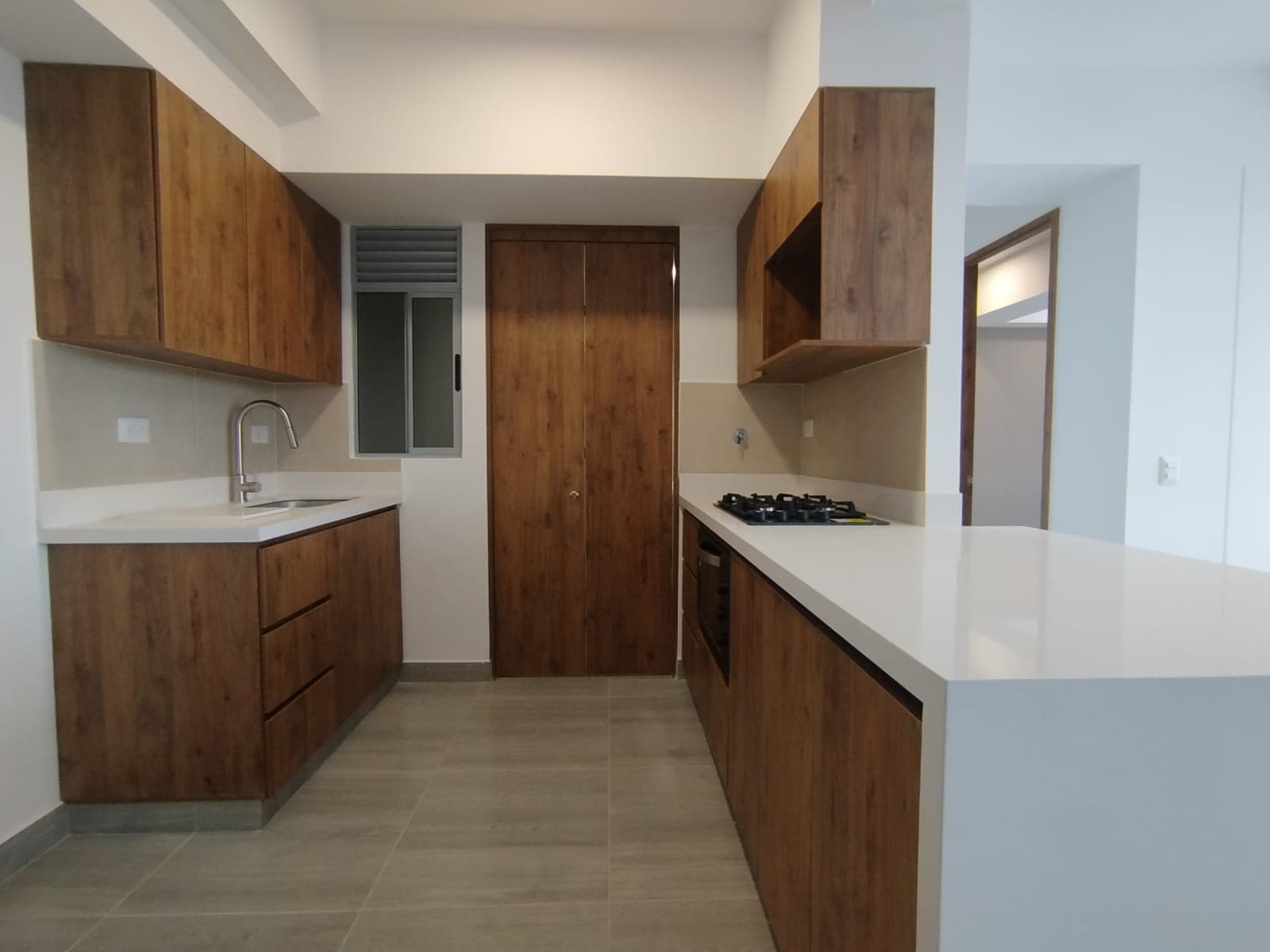 Apartaestudio en arriendo en El Porvenir Rio Negro, Rionegro — foto 1 de 15
