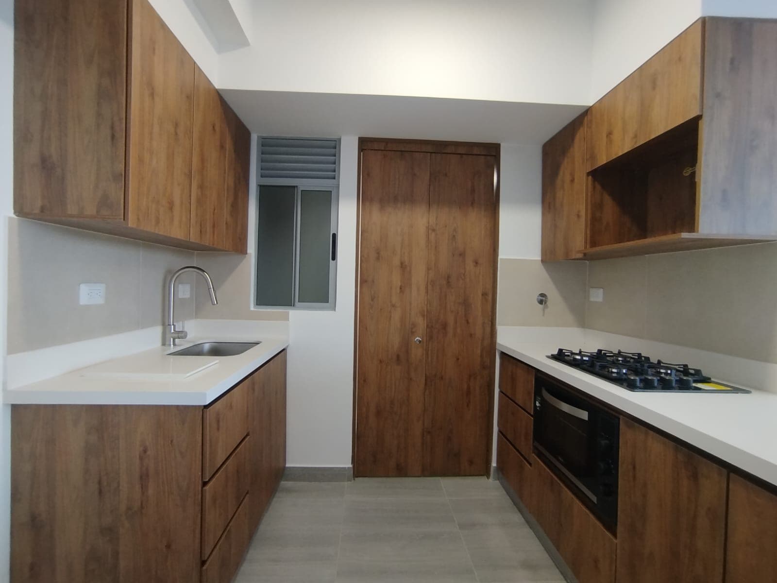 Apartaestudio en arriendo en El Porvenir Rio Negro, Rionegro — foto 2 de 15