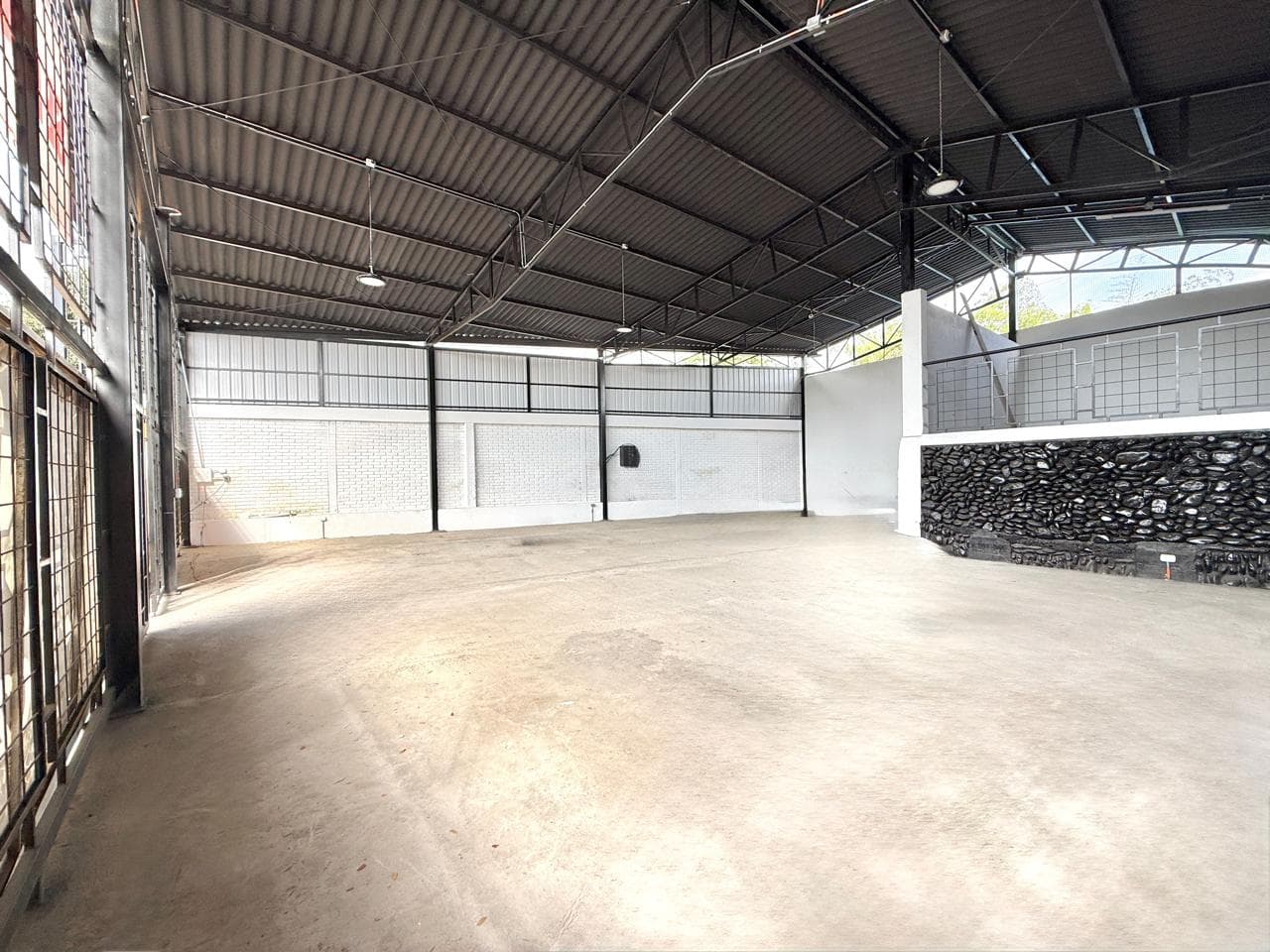 Bodega en arriendo en Cerritos, Pereira — foto 3 de 11