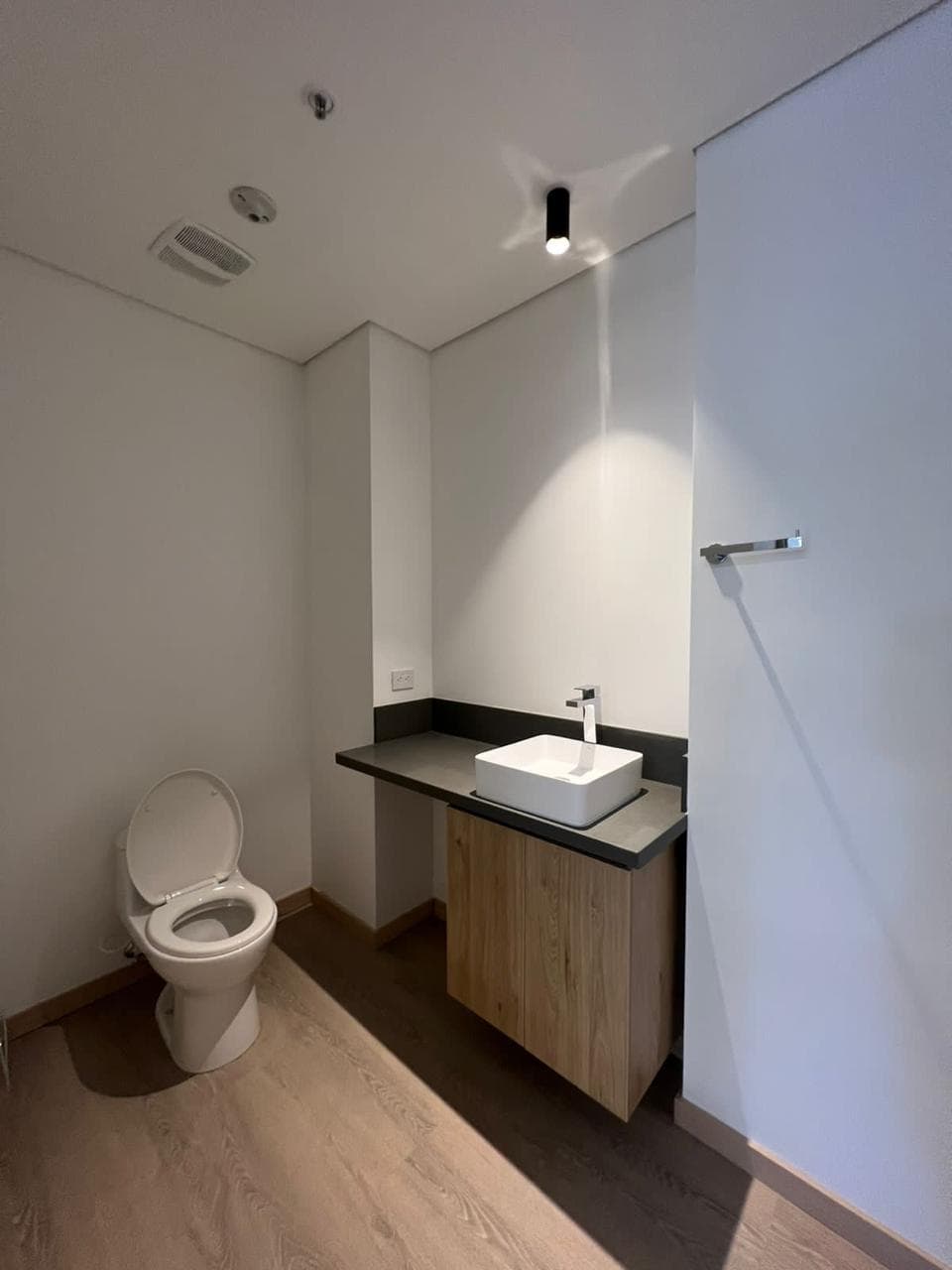 Oficina en arriendo en Las Palmas, Envigado — foto 4 de 12