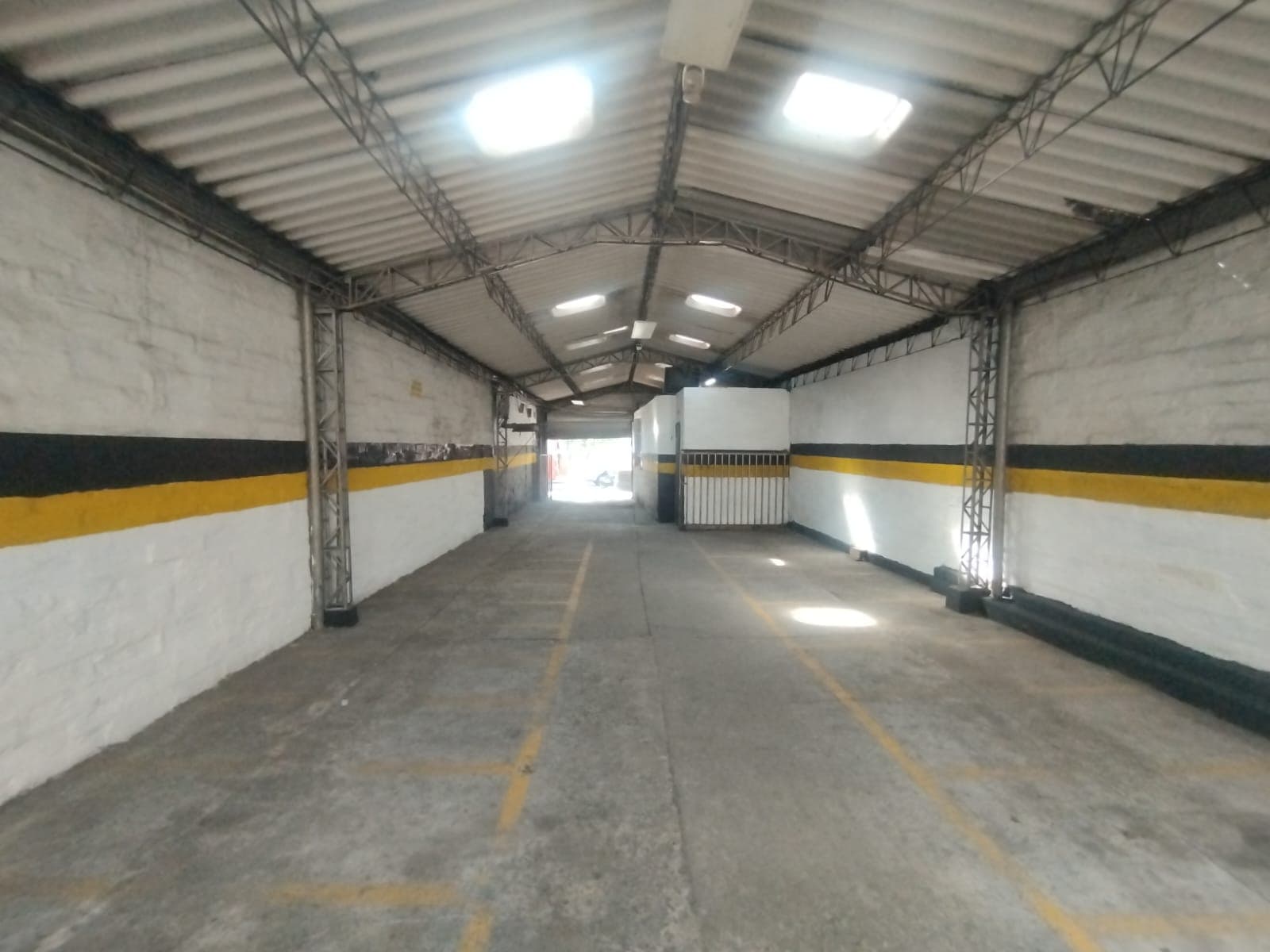 Bodega en arriendo en Prado, Centro, Medellín — foto 5 de 15