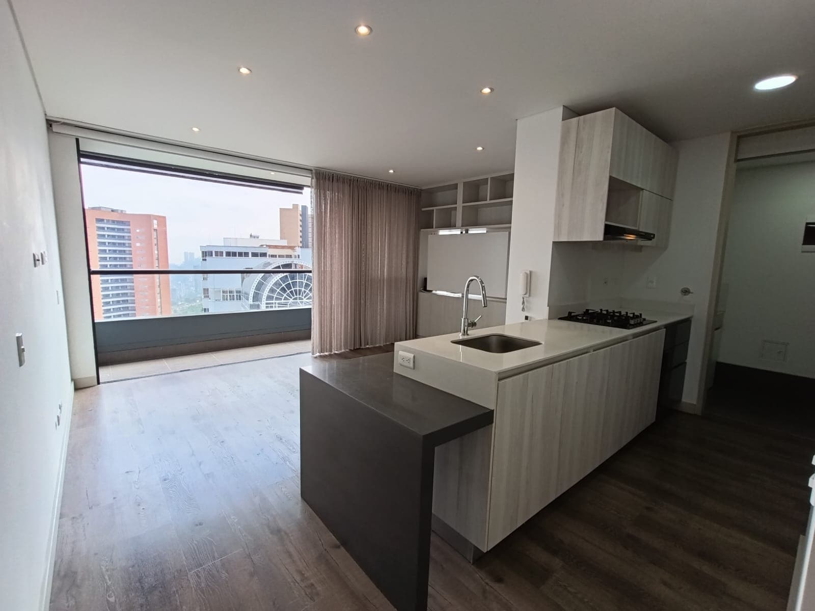 Apartamento en arriendo en Medellín — foto 1 de 20