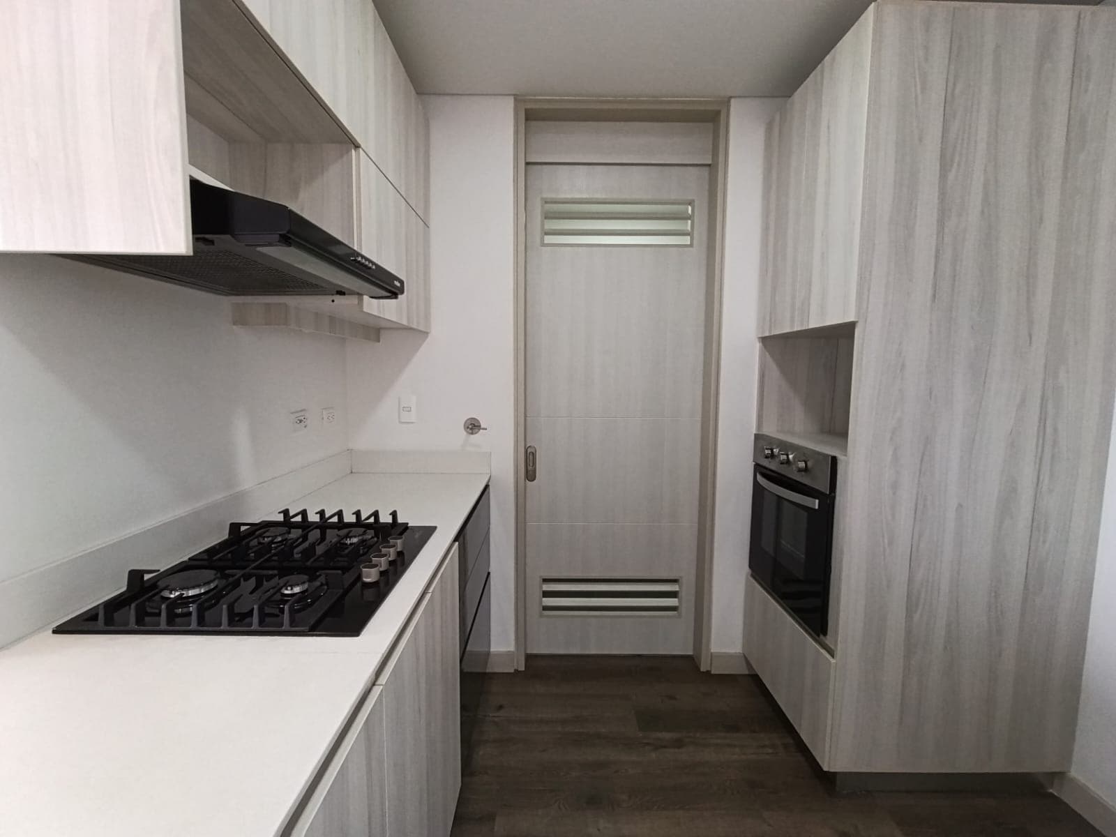 Apartamento en arriendo en Medellín — foto 3 de 20