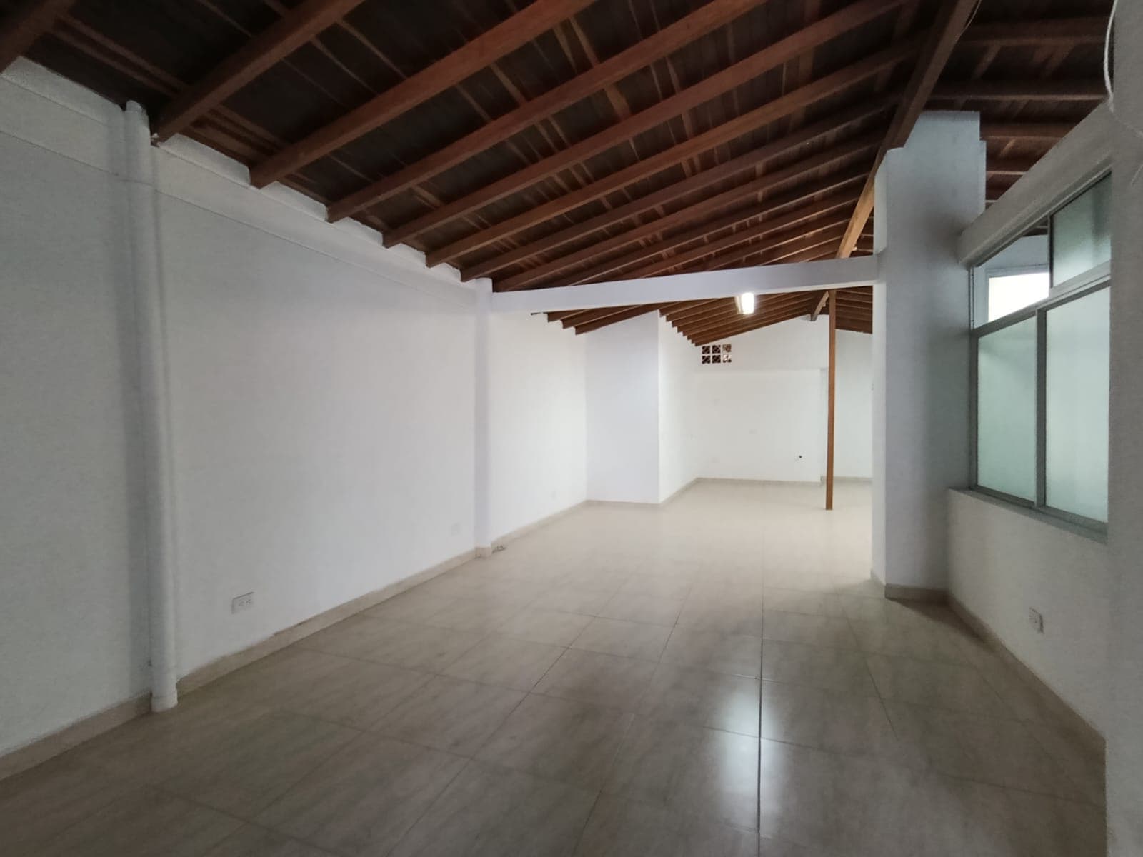 Local en arriendo en Parque De, Envigado — foto 4 de 12