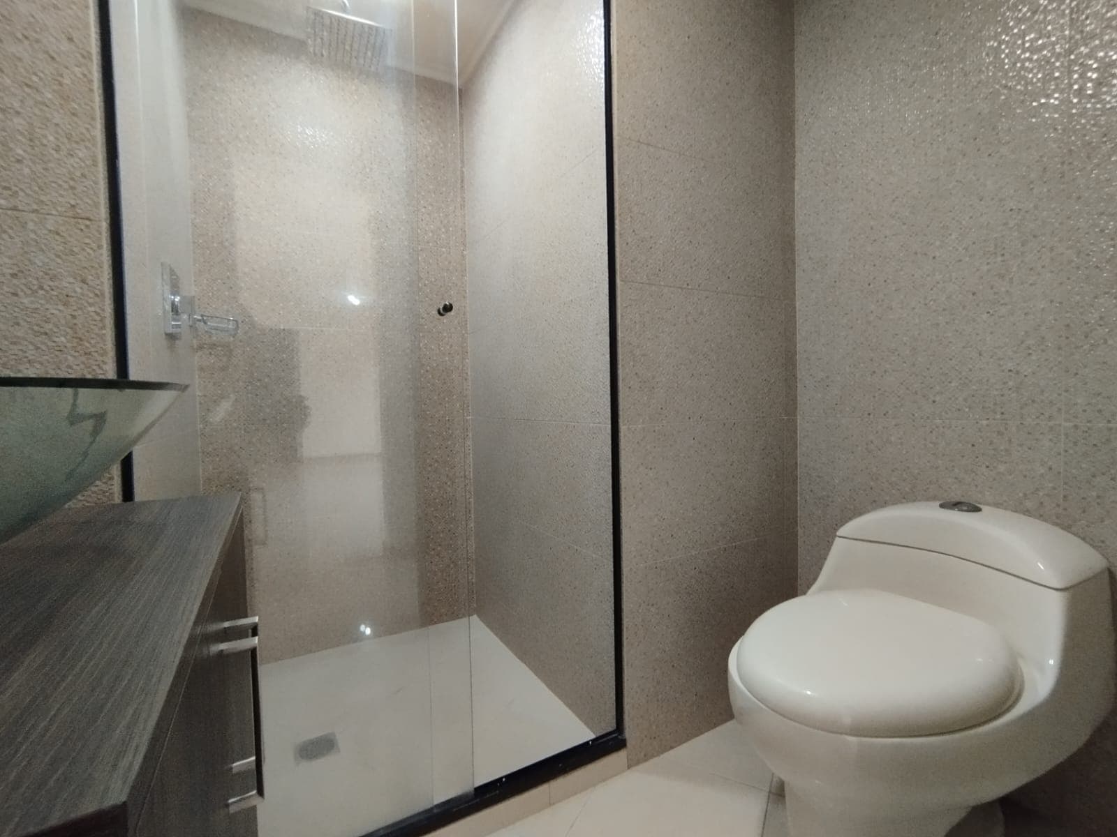 Apartamento en arriendo en Loma del Indio, El Poblado, Medellín — foto 3 de 20