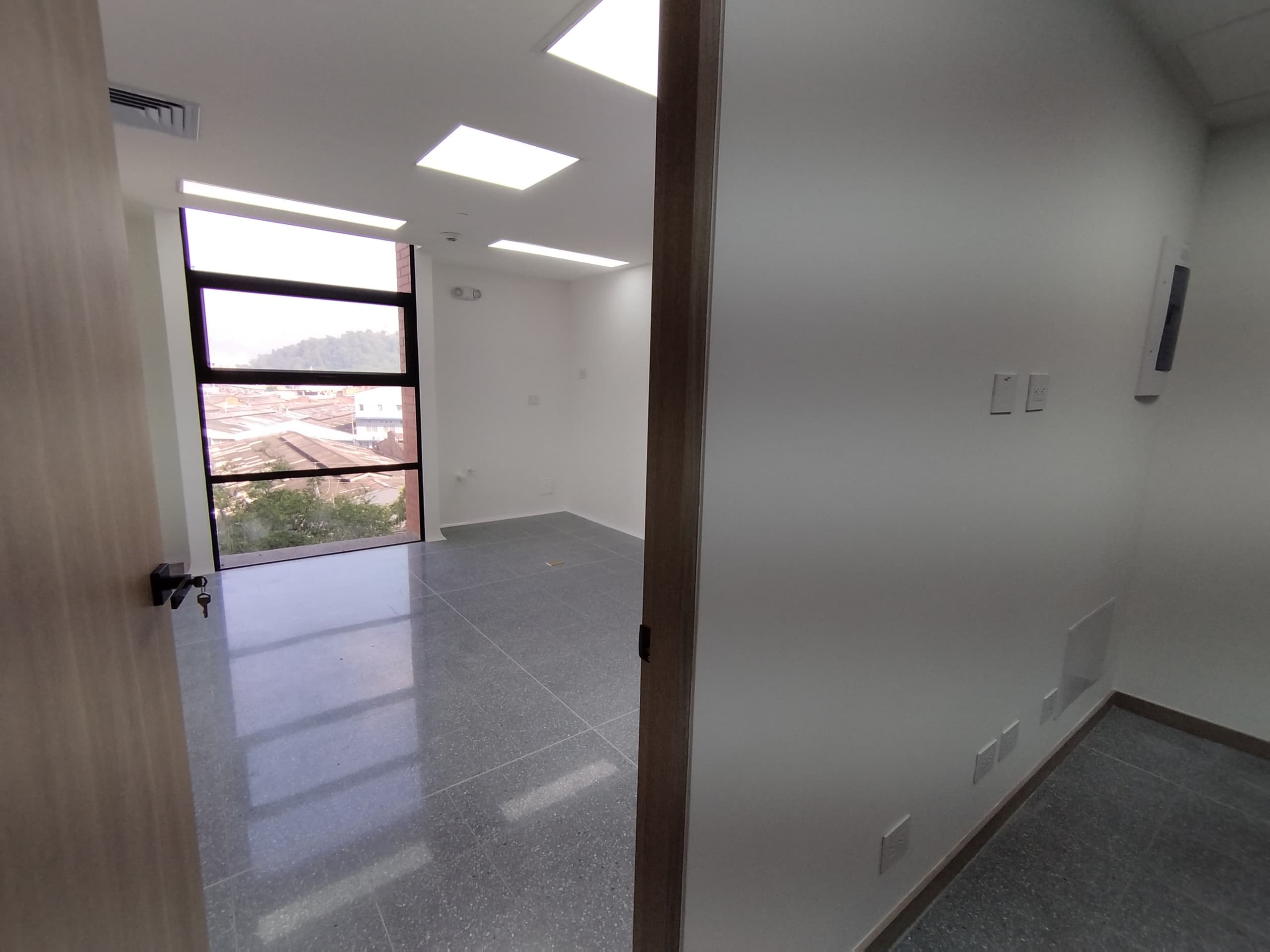 Consultorio en arriendo en San Diego, El Poblado, Medellín — foto 3 de 6