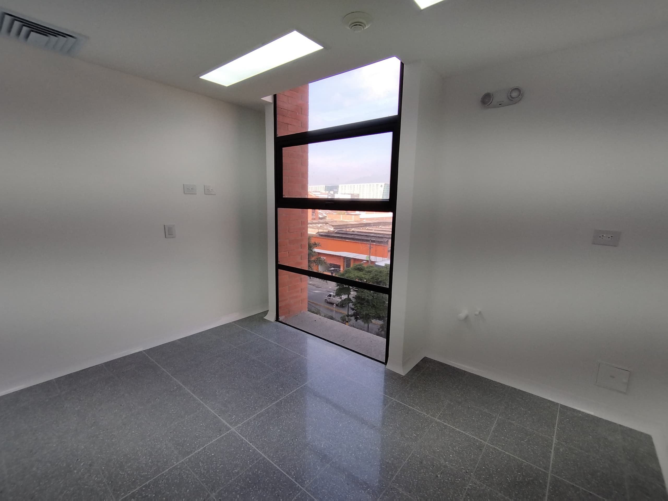 Consultorio en arriendo en San Diego, El Poblado, Medellín — foto 4 de 6