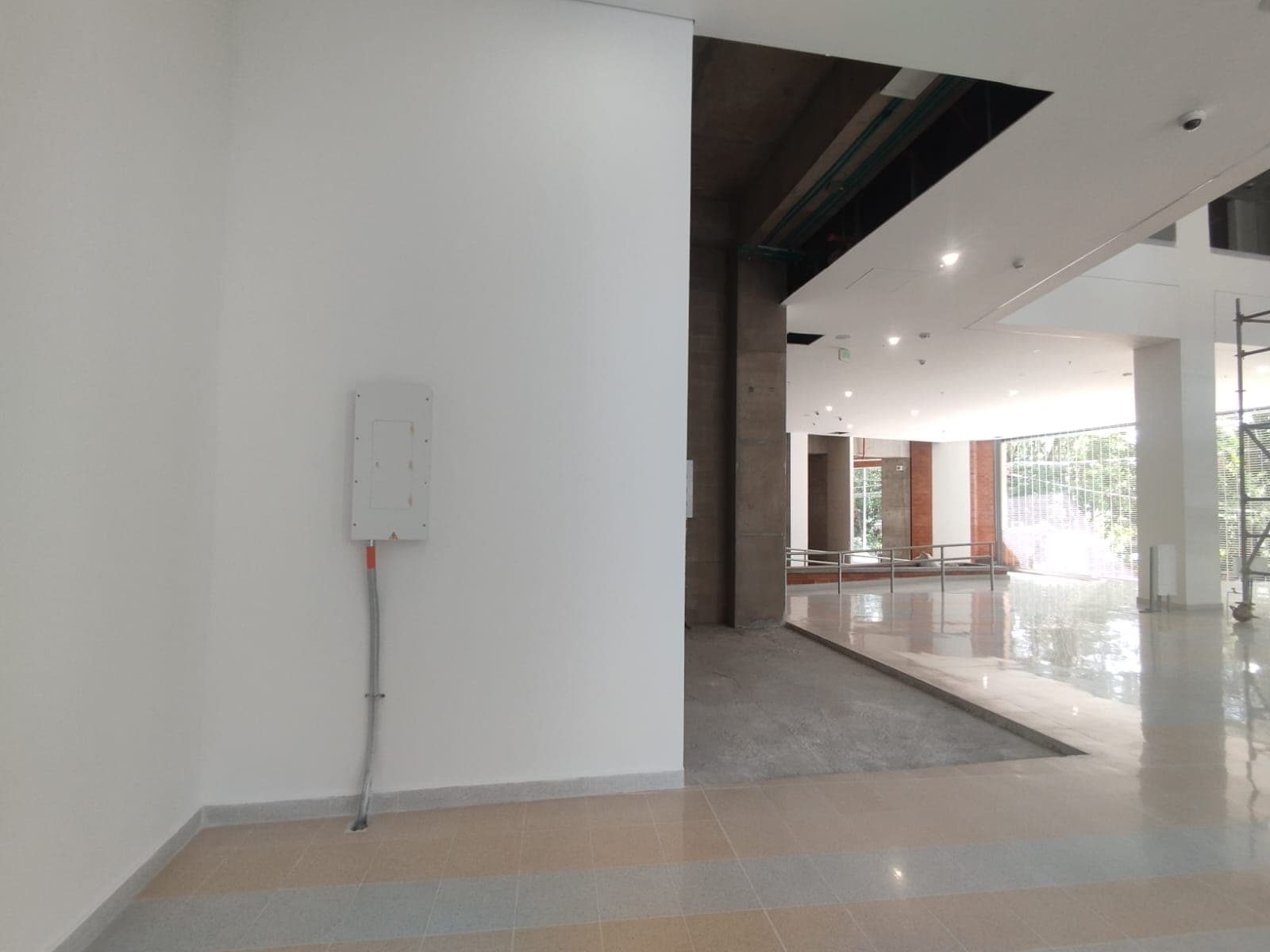 Local en arriendo en Laureles, Medellín — foto 3 de 10