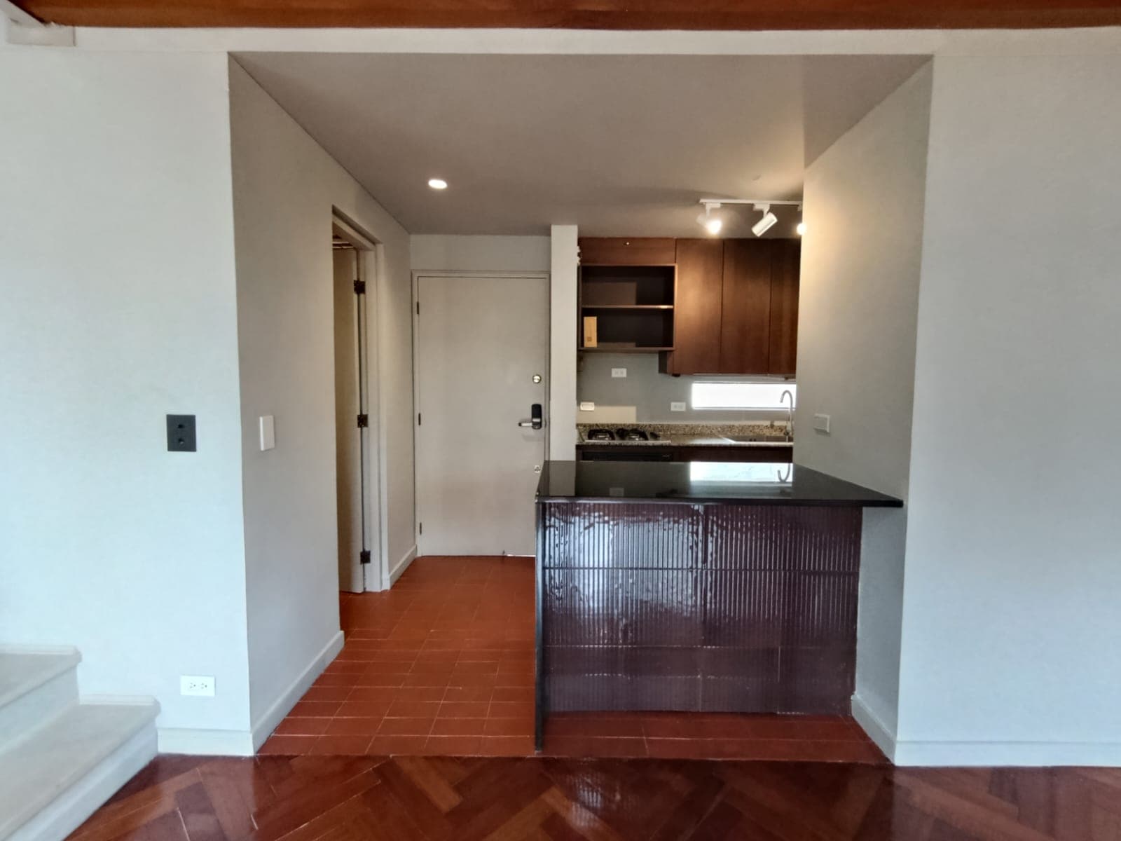 Apartaestudio en arriendo en Lalinde, El Poblado, Medellín — foto 5 de 16