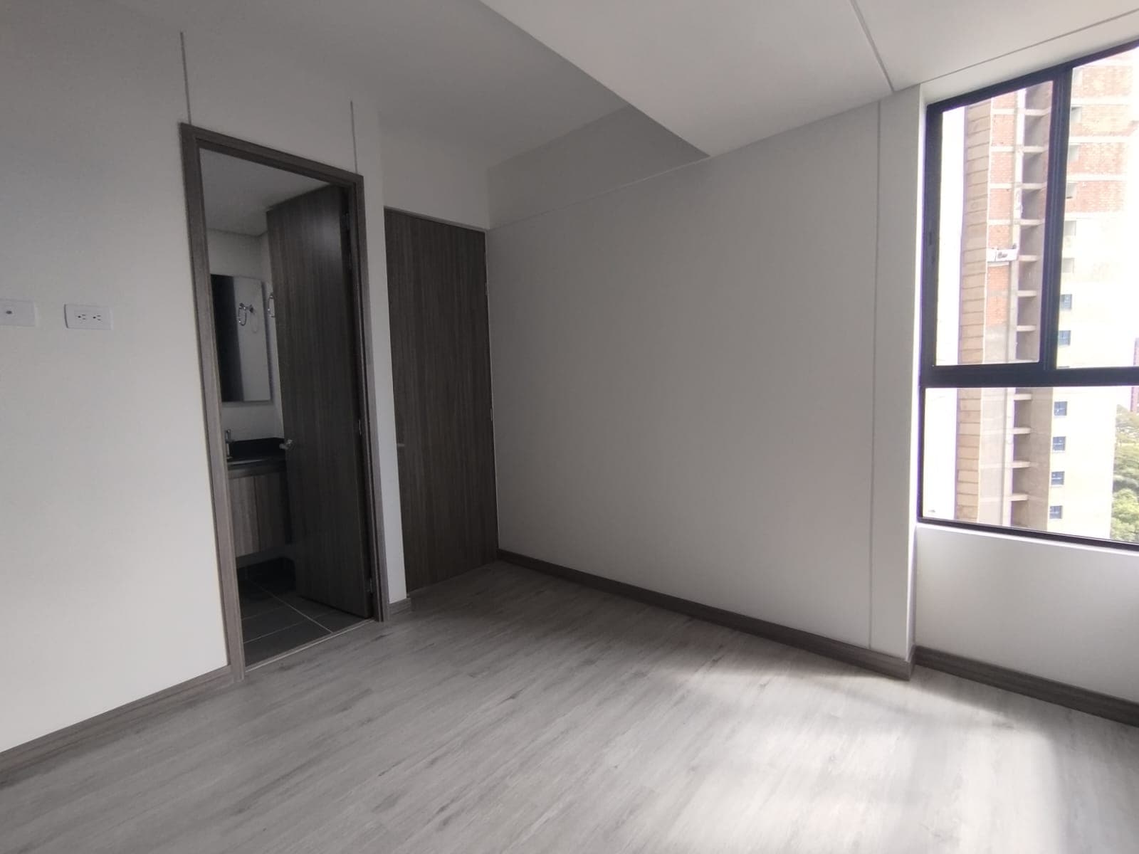 Apartamento en arriendo en Las Palmas, Centro, Medellín — foto 2 de 17